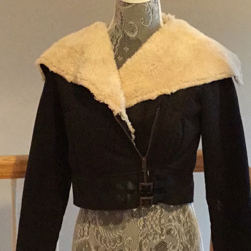 Black bucket crop jacket